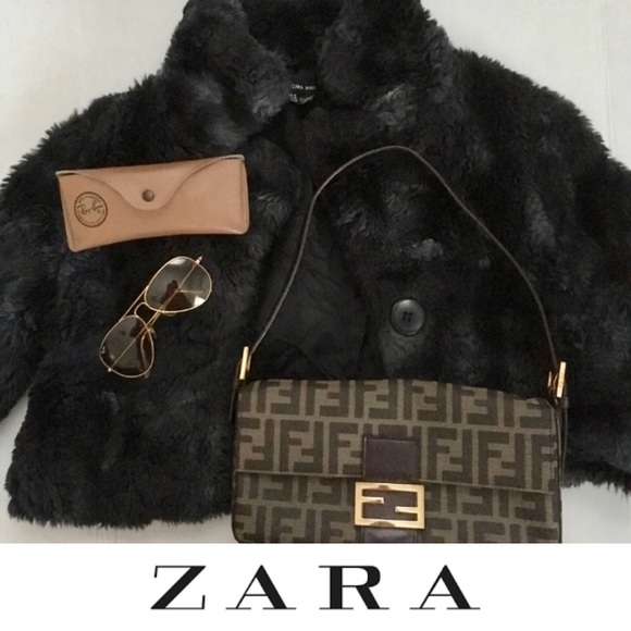 Zara Jackets & Blazers - SALE! ⬇️$36 Zara Midnight Blue Faux Fur Jacket